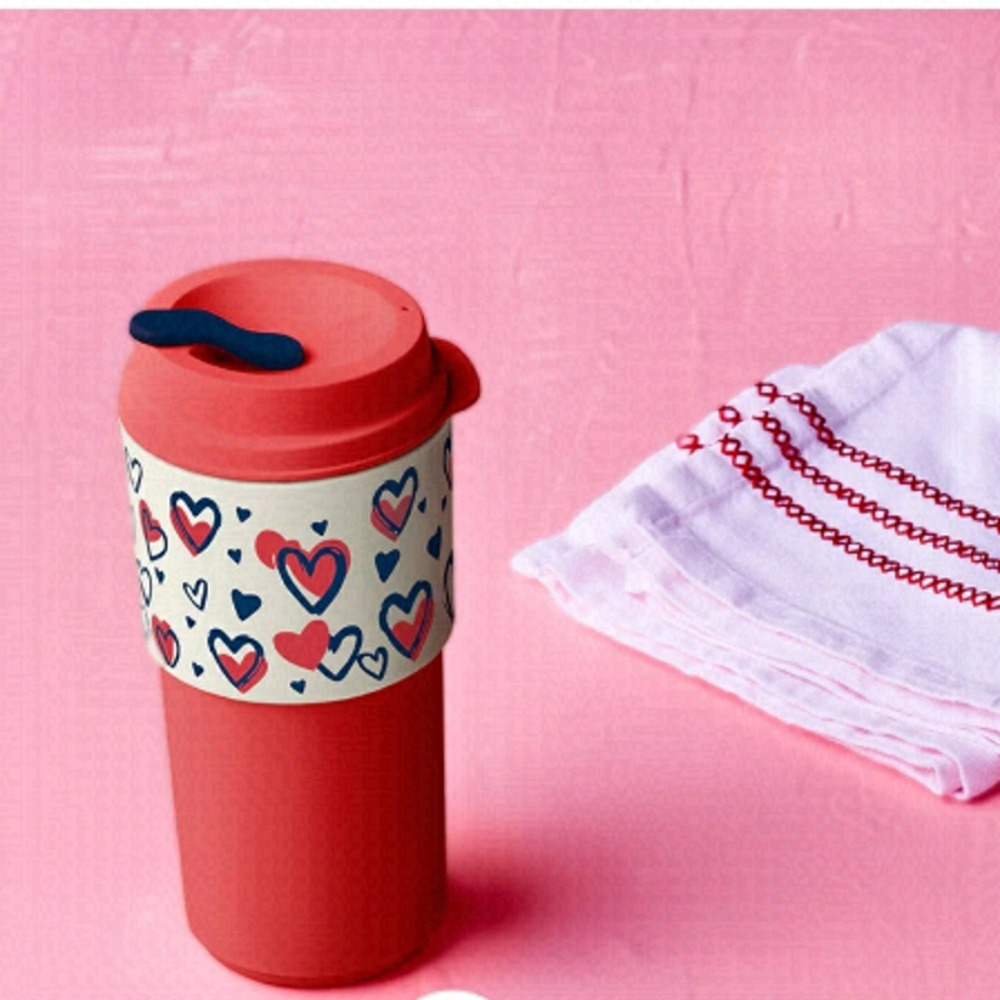 Tupperware Heart to Heart Red White Eco Cup‎ To Go with Extra Lid Sz 490mL/16 oz